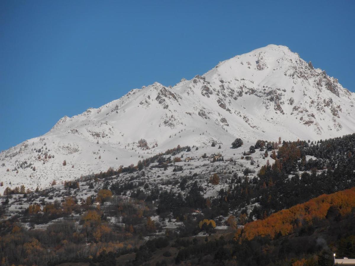 Chalet Bon Accueil Briançon Exterior foto